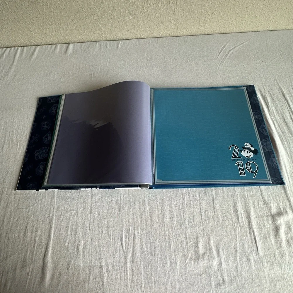 Disney Cruise Line 2019 Large Scrap book Mickey & Minnie 12